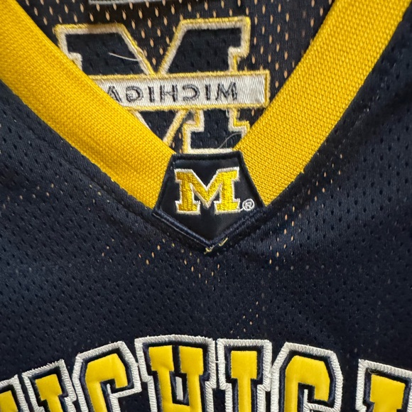 Michigan Basketball Jersey great used condition - Picture 5 of 7